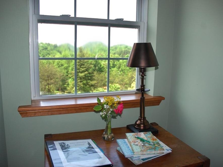 Long Mountain Lodge Bed & Breakfast Dahlonega Exterior foto
